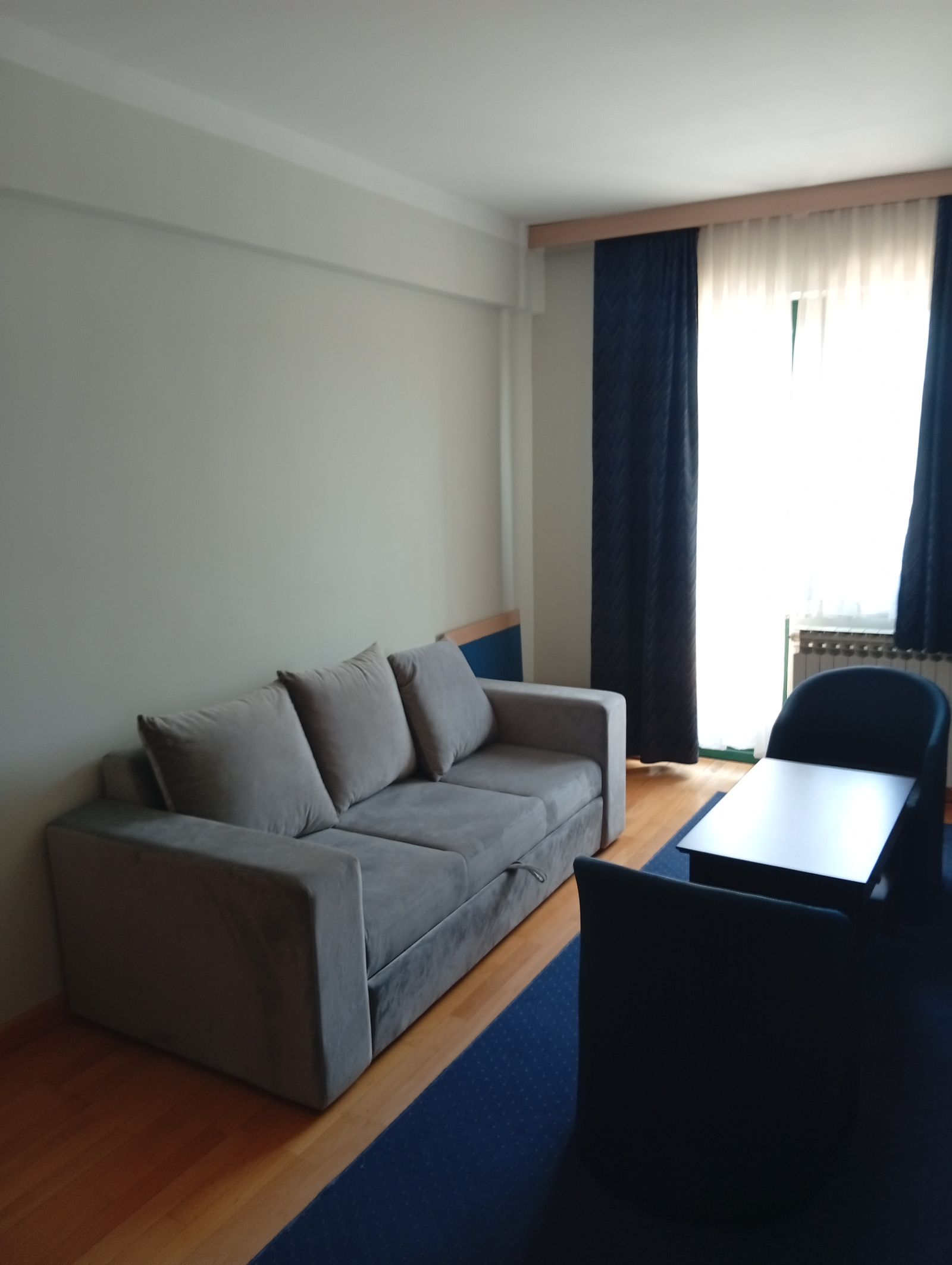 Apartment (Suite)